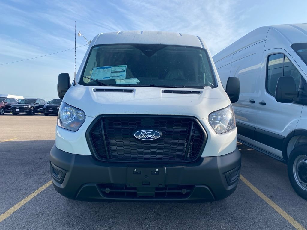 New 2026 Ford Transit 250 148 Medium Roof w/ Load Area Protection Package RWD image 17