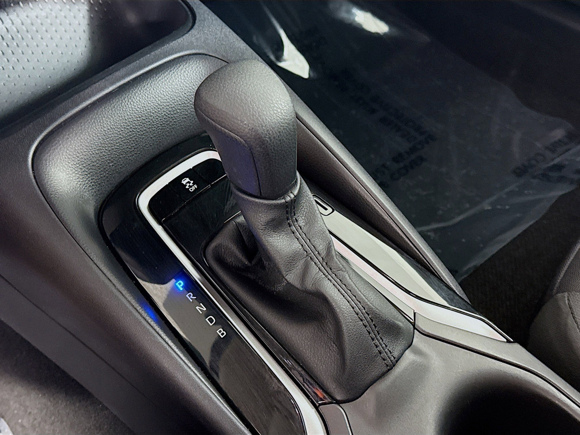 Used 2025 Toyota Corolla LE image 20