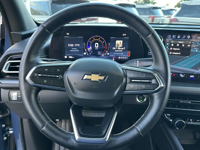 Certified 2025 Chevrolet Traverse LT FWD image 12