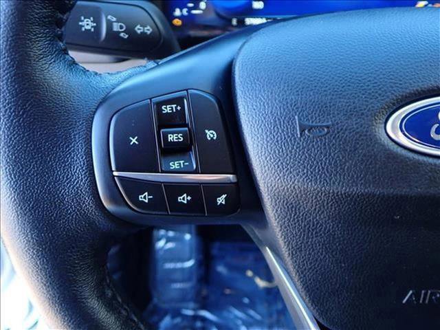 Used 2020 Ford Escape SE Sport image 14