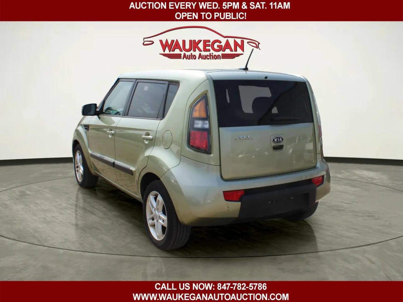 Used 2011 Kia Soul + image 4