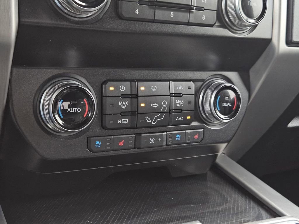 Used 2021 Ford F350 Platinum AWD/4WD image 29