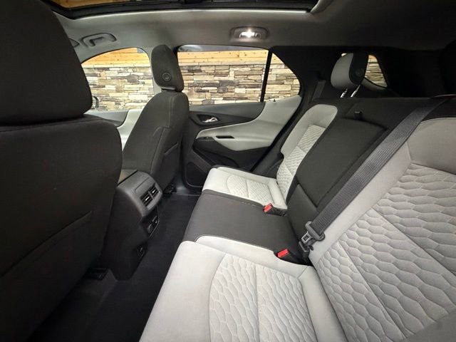 Used 2018 Chevrolet Equinox LT w/ Sun & Infotainment Package AWD/4WD image 32