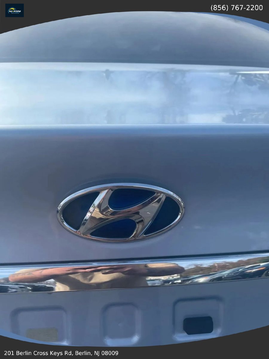Used 2013 Hyundai Sonata Hybrid FWD image 11