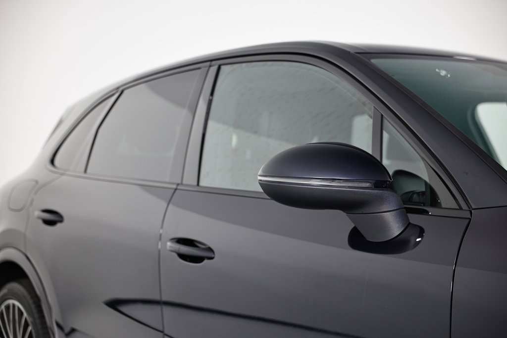 Certified 2020 Porsche Cayenne image 16