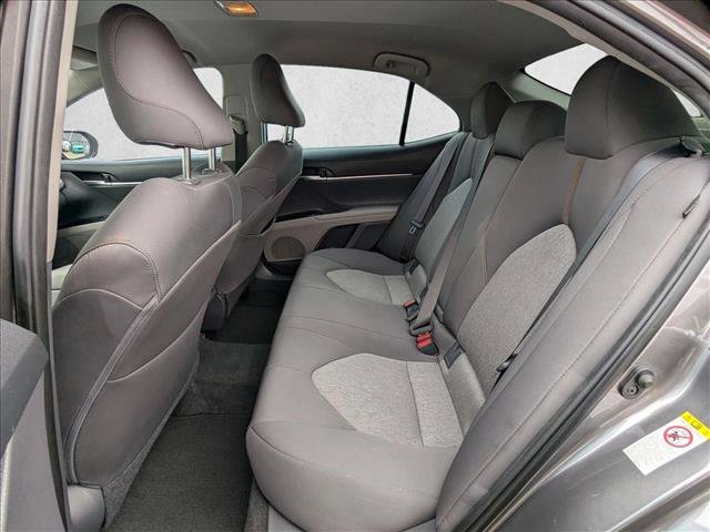 Used 2018 Toyota Camry LE image 21