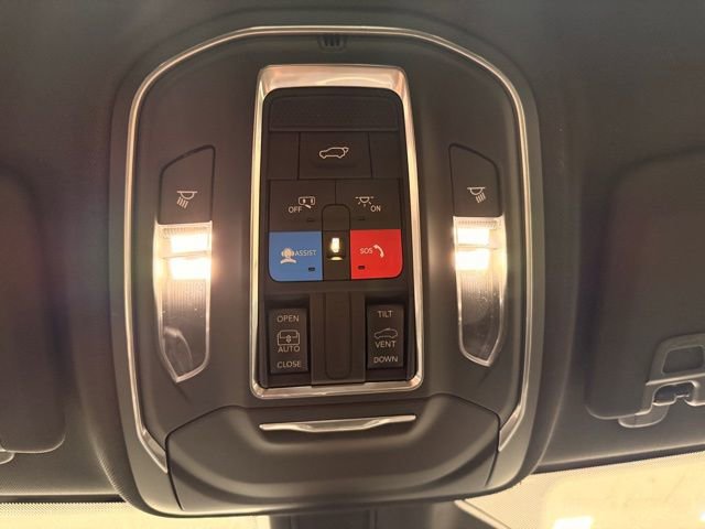 New 2026 Jeep Grand Cherokee Laredo image 19