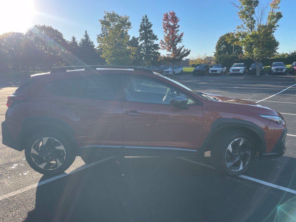 Used 2024 Subaru Crosstrek 2.5i Limited w/ Crosstrek Mirror Package AWD/4WD image 4
