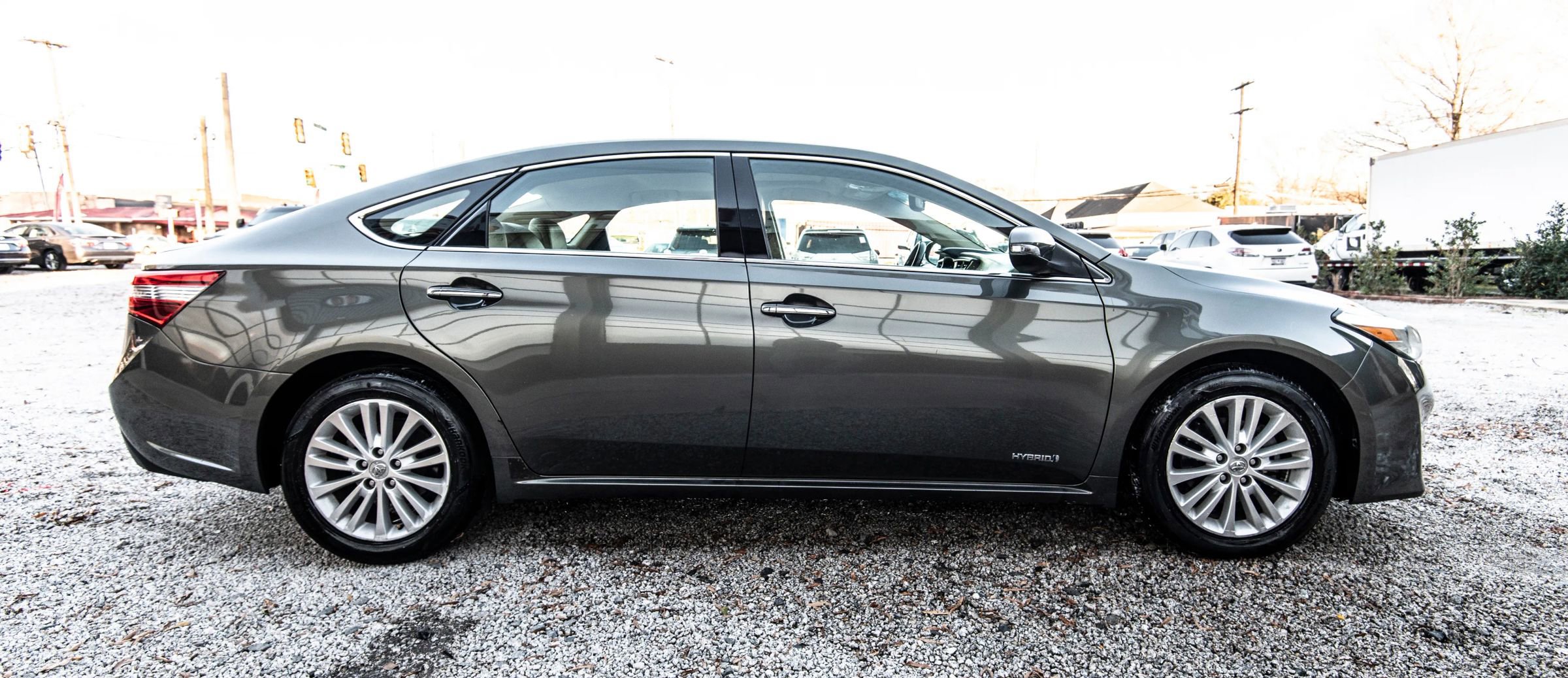 Used 2013 Toyota Avalon XLE Premium image 13