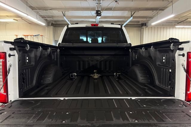 Used 2024 Ford F350 Lariat w/ Lariat Ultimate Package image 12