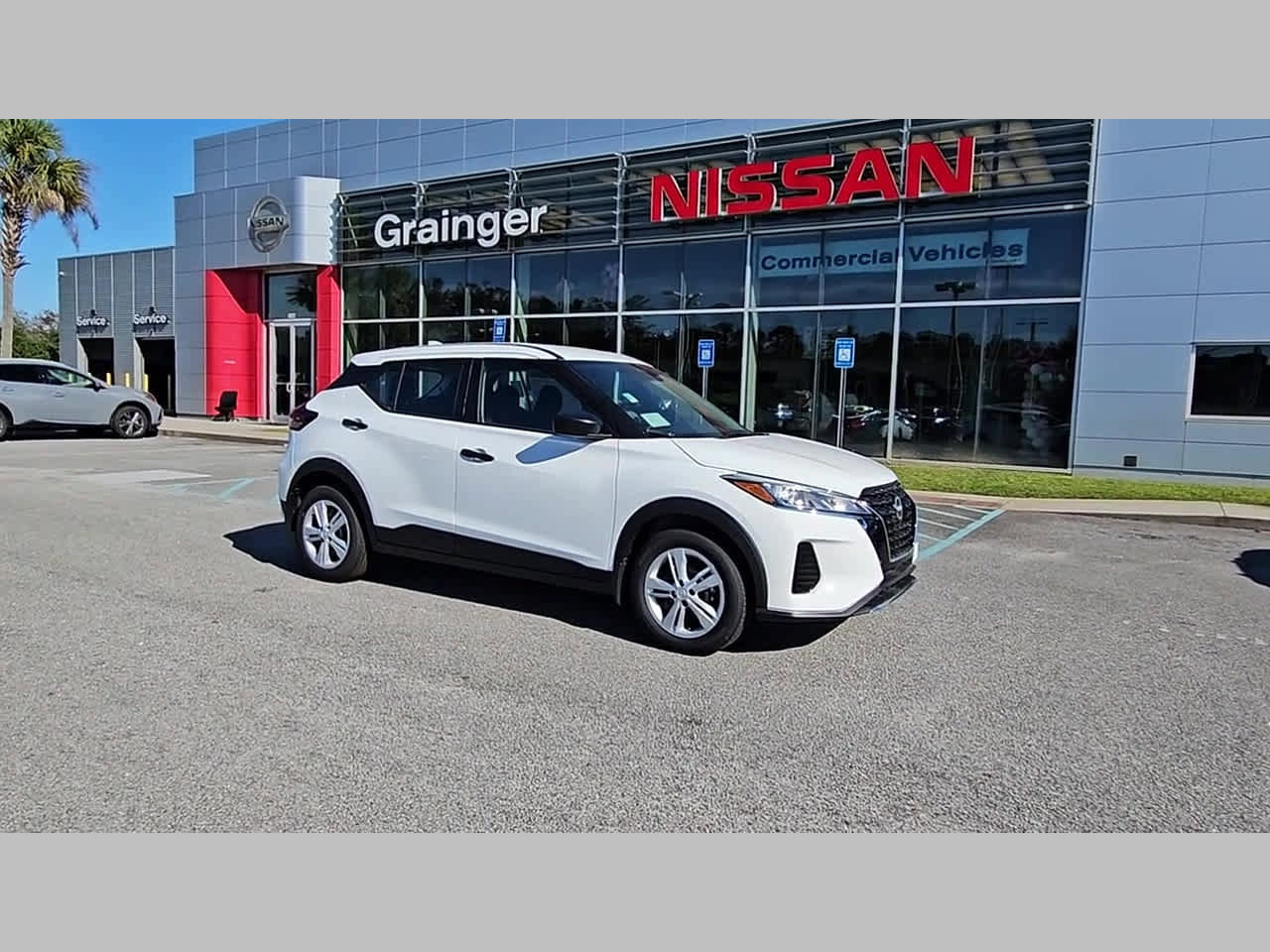 New 2025 Nissan Kicks Play S image 36