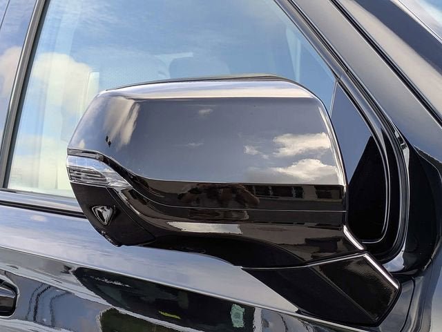 New 2026 Cadillac Escalade ESV Platinum Sport w/ LPO, ONYX Package AWD/4WD image 11