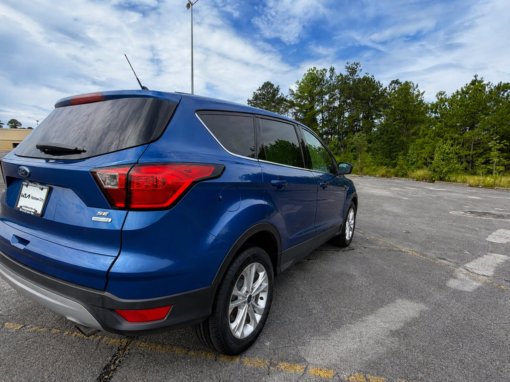 Used 2019 Ford Escape SE FWD image 5