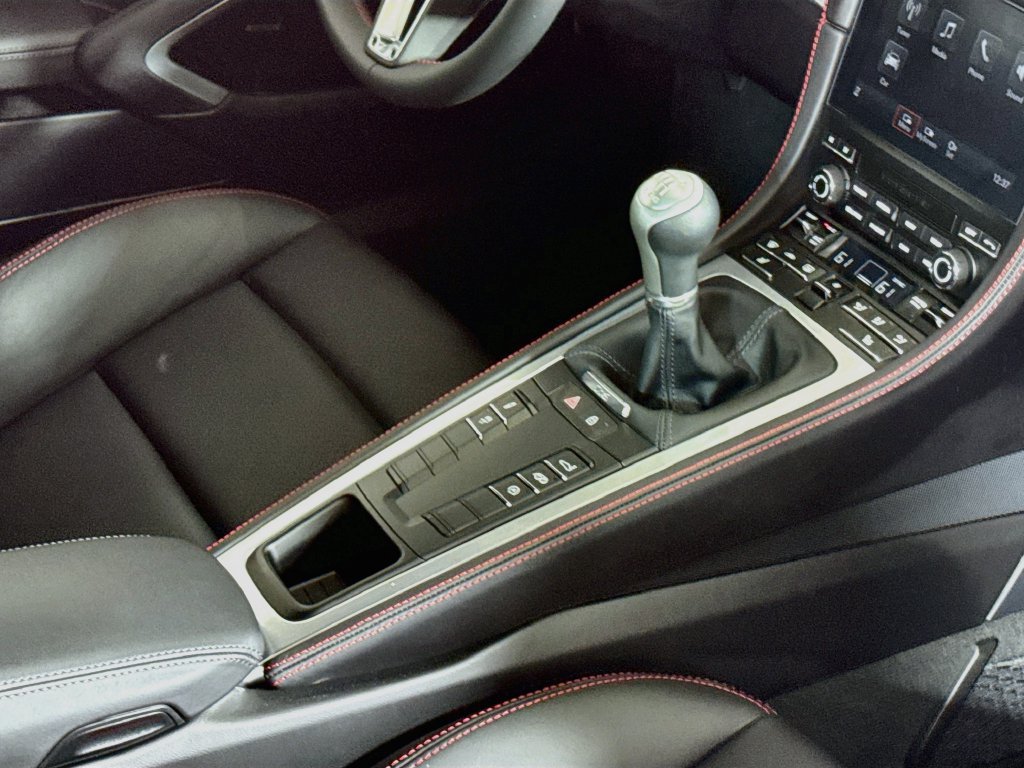 Certified 2024 Porsche 718 Cayman GTS RWD image 20