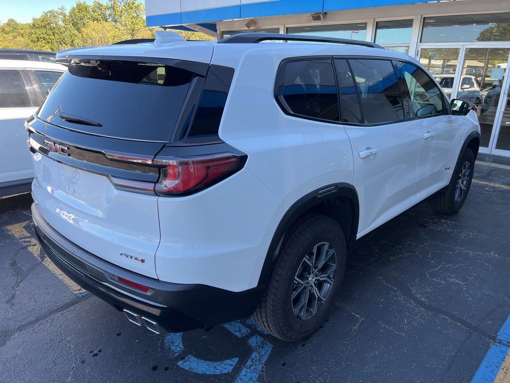 New 2026 GMC Acadia AT4 image 5