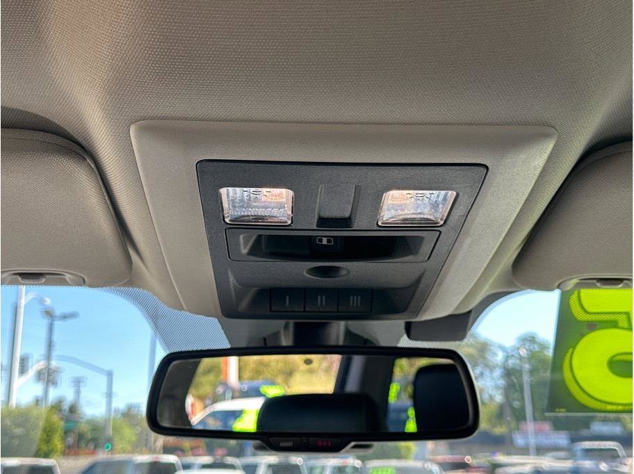 Used 2017 RAM 1500 Laramie w/ Convenience Group image 19