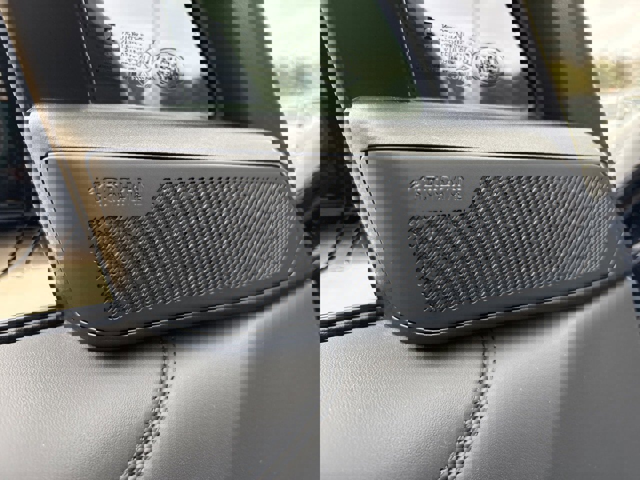 Used 2025 Land Rover Range Rover Long Wheelbase Autobiography image 16