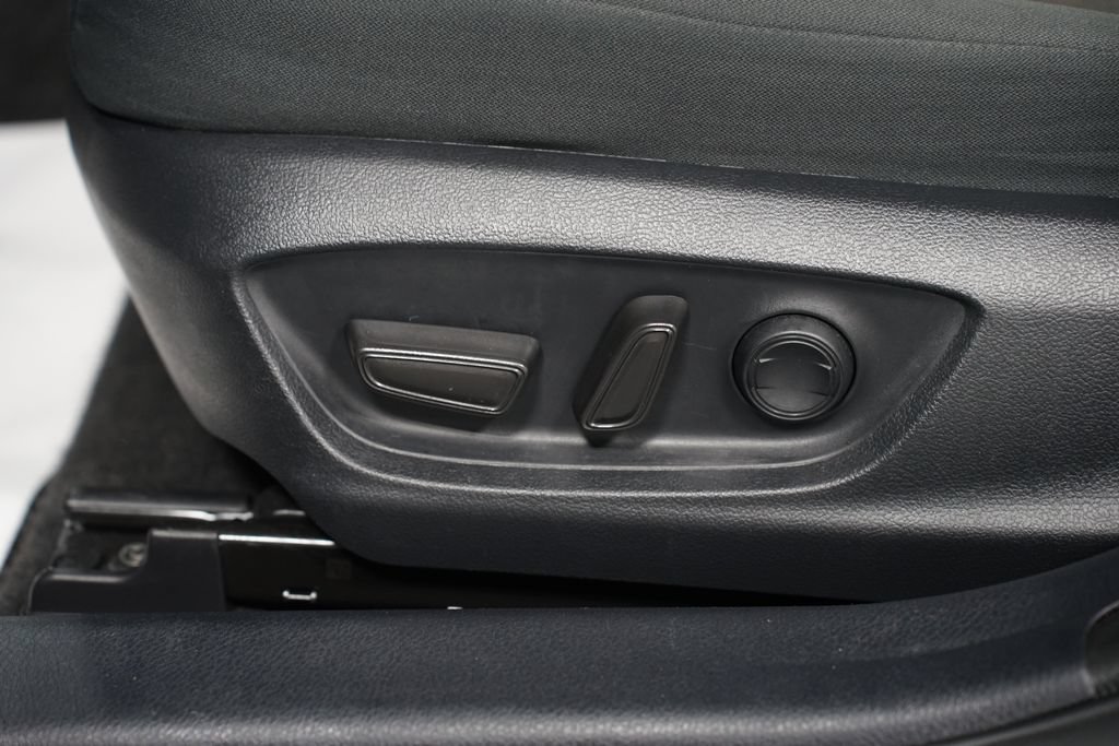 Certified 2023 Toyota Camry LE FWD image 30