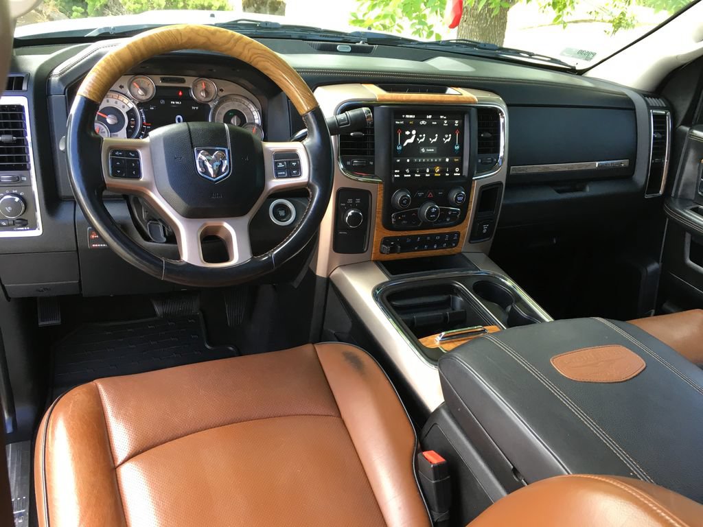 Used 2018 RAM 2500 Longhorn w/ Convenience Group AWD/4WD image 28