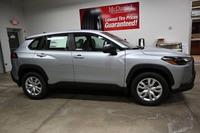 New 2026 Toyota Corolla Cross L image 4