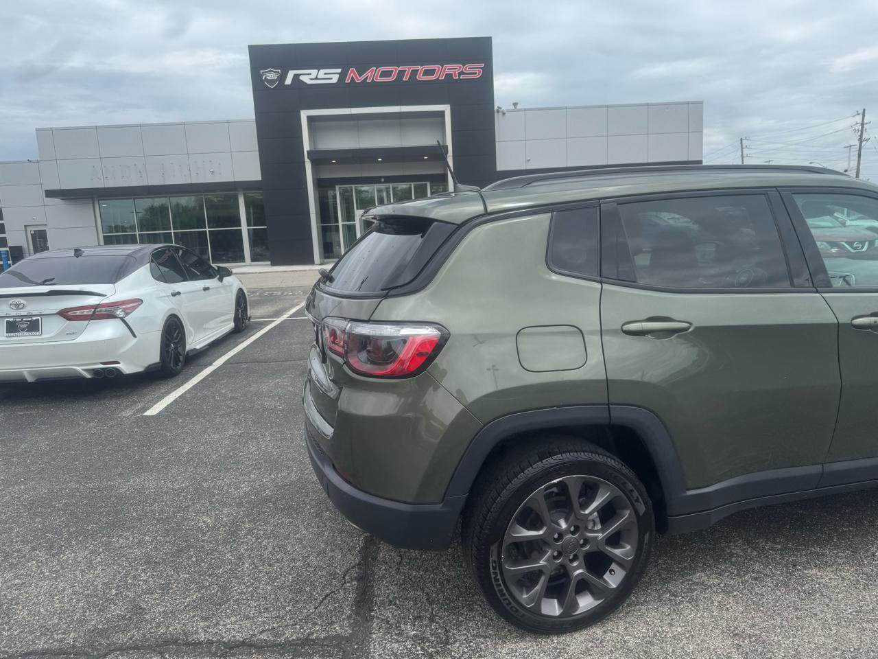 Used 2021 Jeep Compass Latitude AWD/4WD image 12
