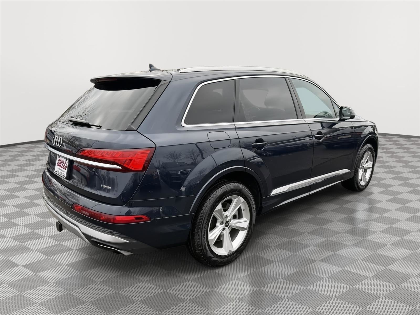 Used 2025 Audi Q7 3.0T Premium image 6
