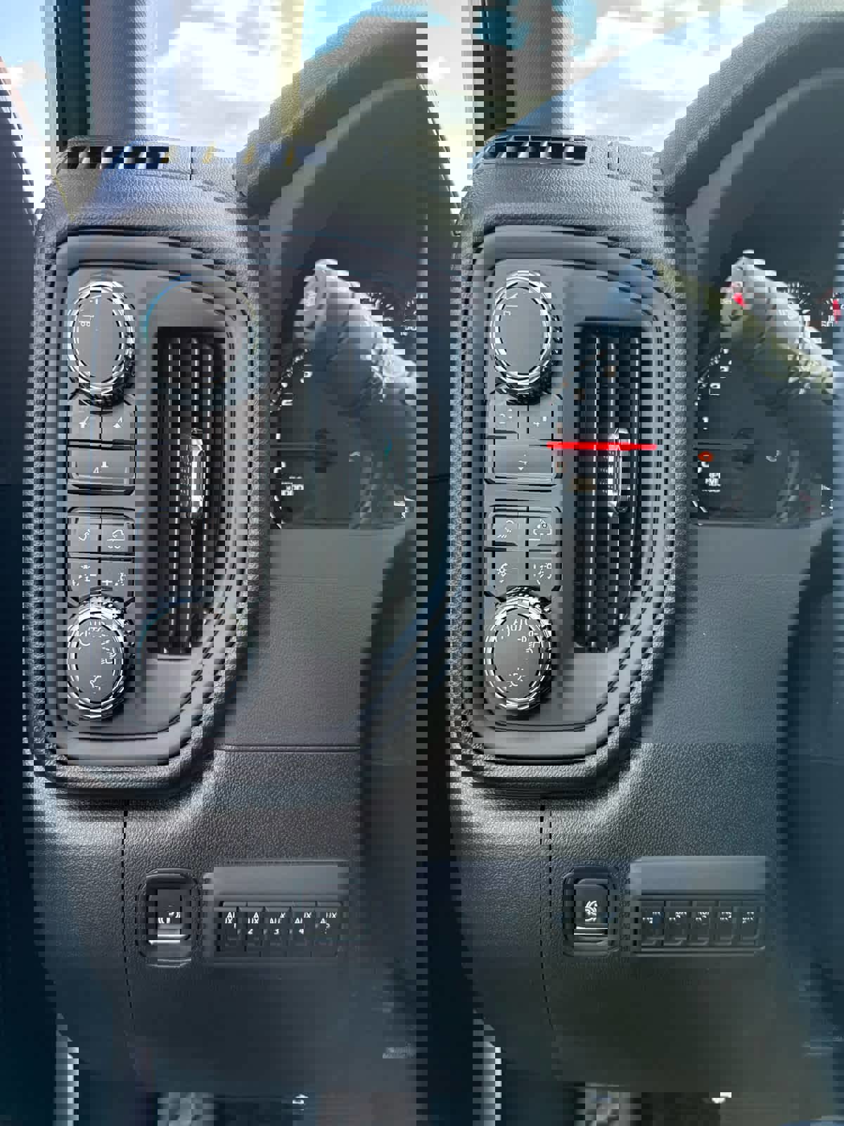 New 2025 GMC Sierra 2500 Pro w/ 1SA Pro Safety Plus Package image 26