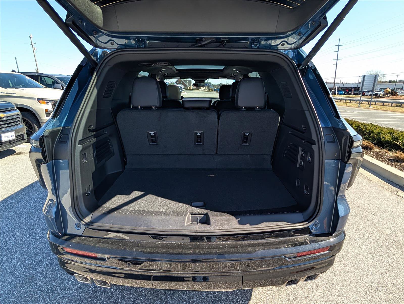 New 2026 Chevrolet Traverse High Country image 8