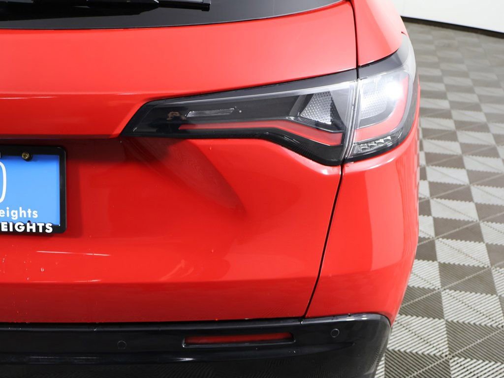 Used 2023 Honda HR-V EX-L image 16