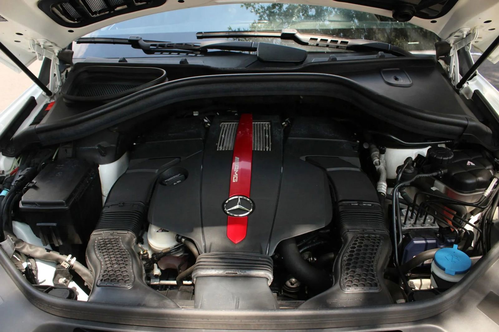 Used 2017 Mercedes-Benz GLE 43 AMG 4MATIC w/ Premium 2 Package image 46