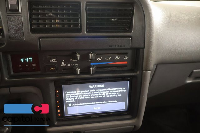 Used 1992 Toyota Pickup Deluxe AWD/4WD image 24