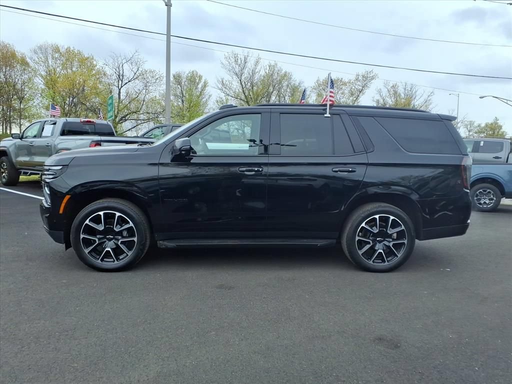 Used 2025 Chevrolet Tahoe RST w/ Comfort Package AWD/4WD image 23