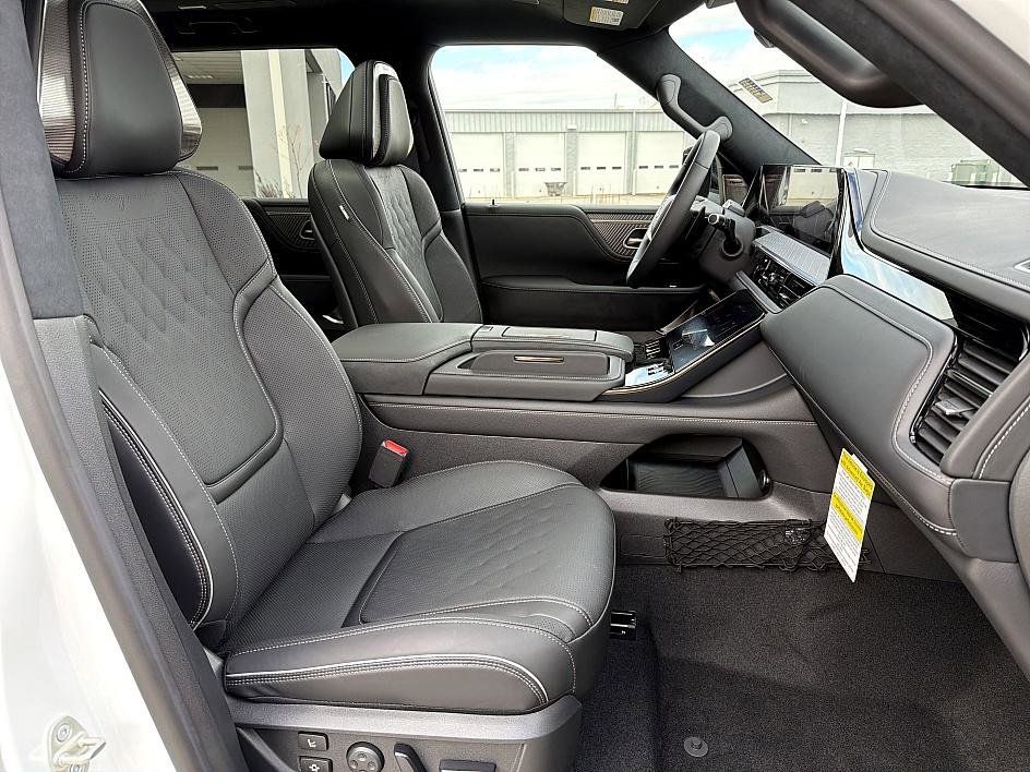 New 2026 INFINITI QX80 Autograph image 21