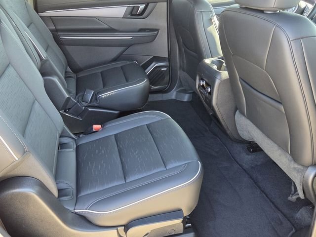 Used 2025 Buick Enclave Sport Touring AWD/4WD image 15
