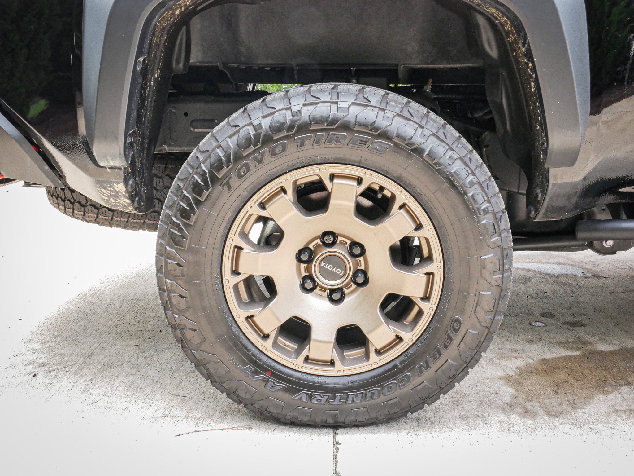 Used 2024 Toyota Tacoma 4x4 Double Cab Hybrid image 13