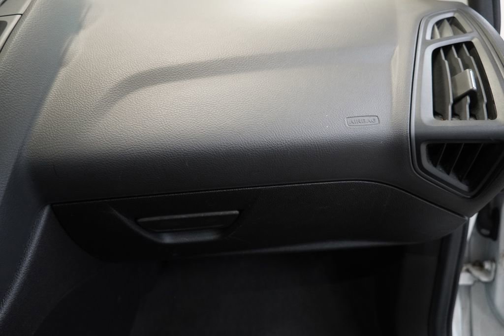 Used 2012 Ford Focus S FWD image 33