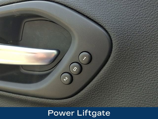 Used 2019 Jeep Cherokee Limited AWD/4WD image 16