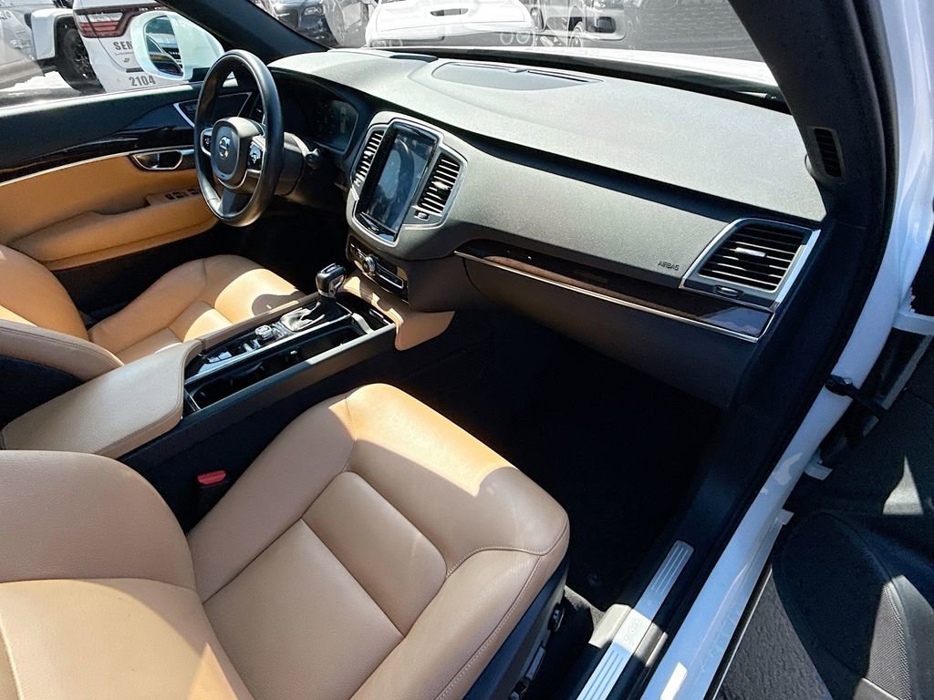 Used 2019 Volvo XC90 T6 Momentum w/ Advanced Package image 37
