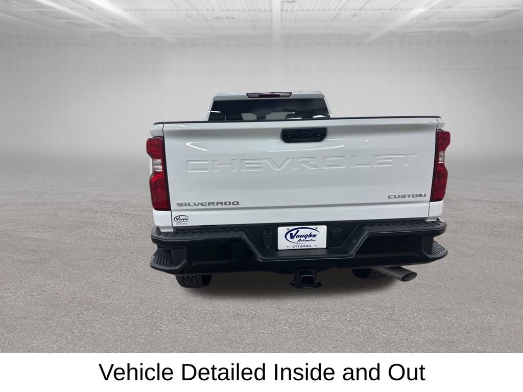 Used 2025 Chevrolet Silverado 2500 Custom w/ Custom Convenience Package AWD/4WD image 11