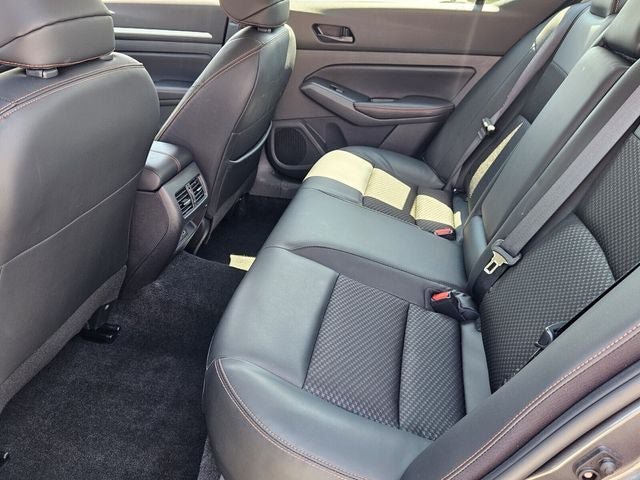 Used 2026 Nissan Altima 2.5 SR FWD image 11