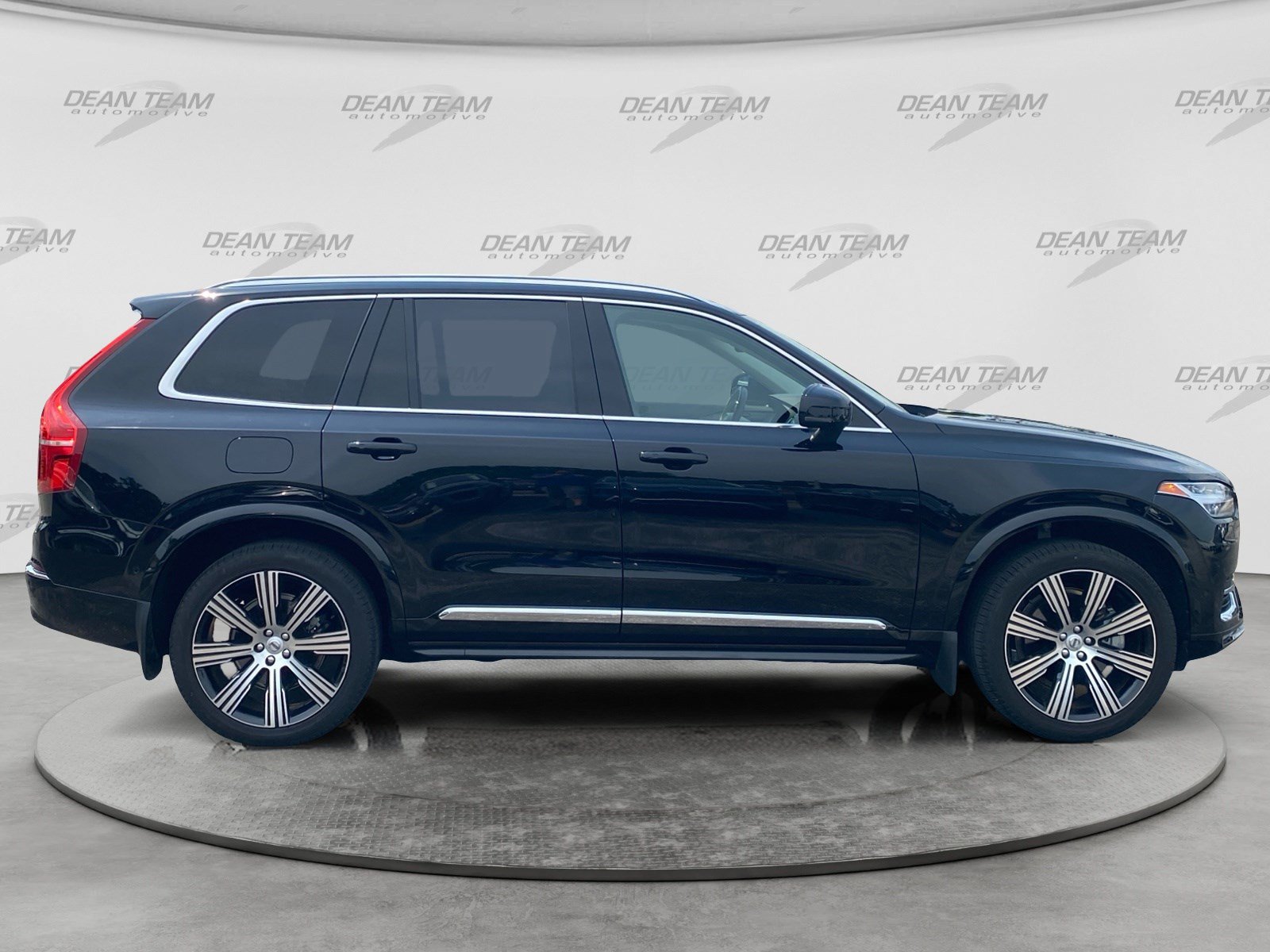 Used 2024 Volvo XC90 B6 Ultimate AWD/4WD image 9