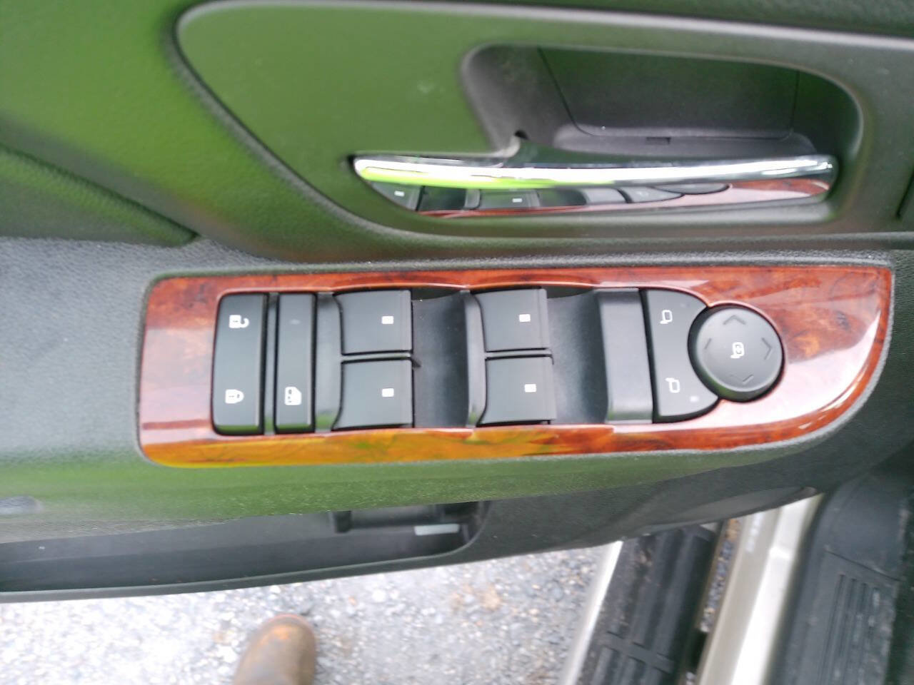 Used 2013 GMC Yukon SLT image 18