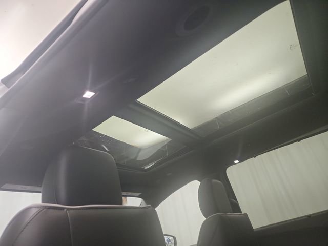 New 2026 Chrysler Pacifica Limited image 17