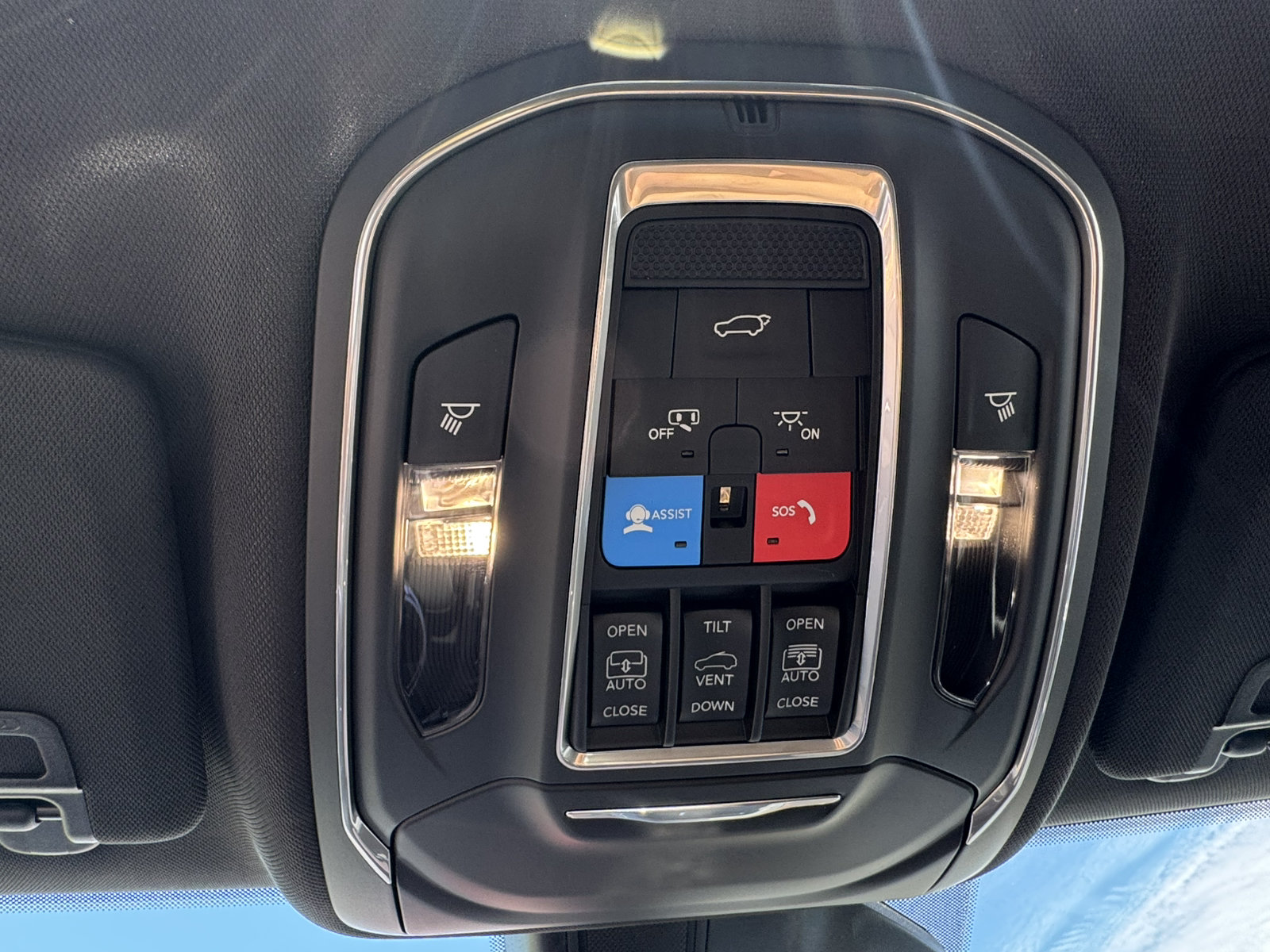 New 2026 Jeep Grand Cherokee Limited w/ Limited Altitude Package AWD/4WD image 27