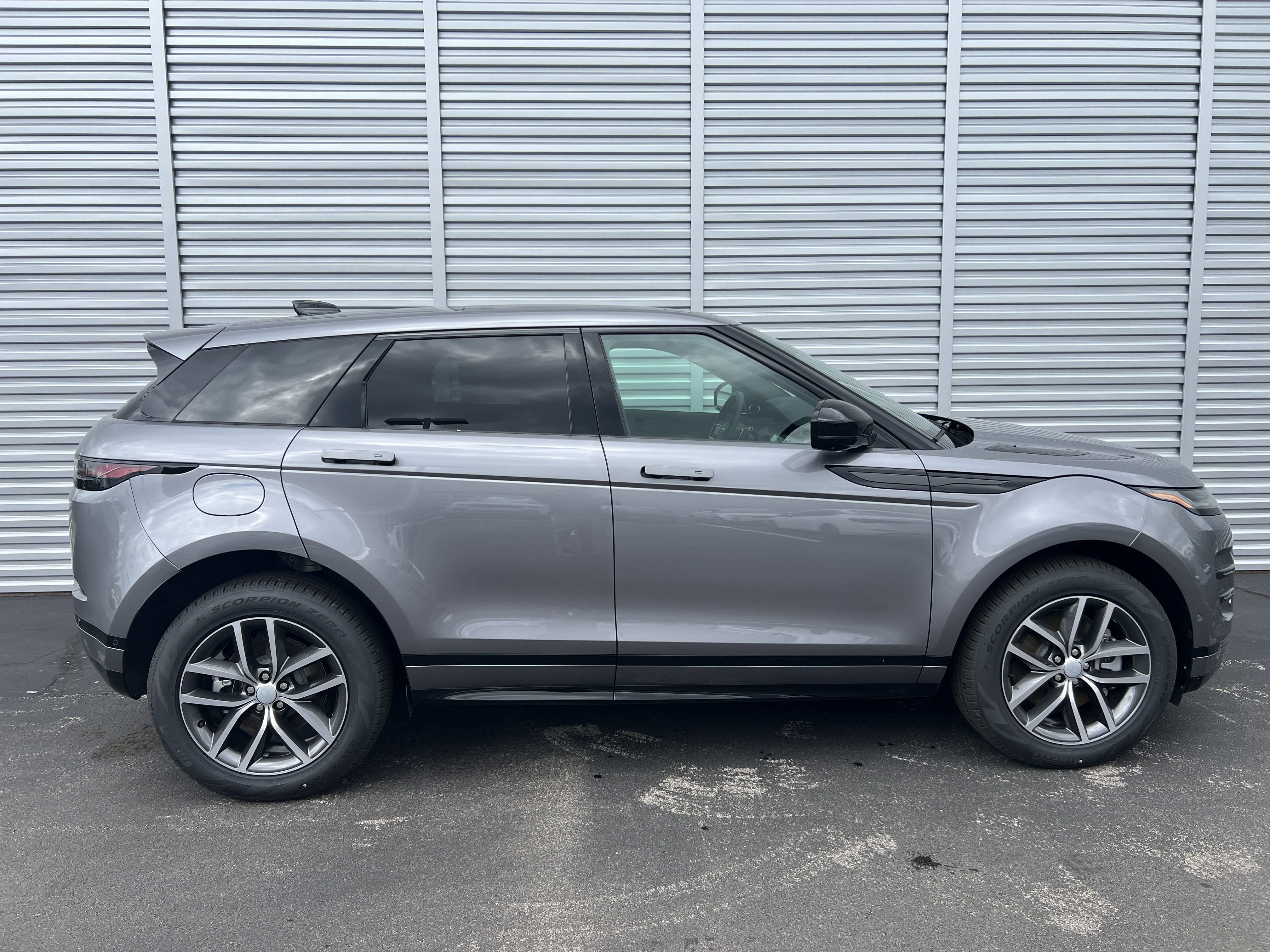 New 2026 Land Rover Range Rover Evoque Dynamic SE image 6