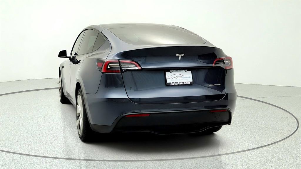 Used 2022 Tesla Model Y Long Range AWD/4WD image 6