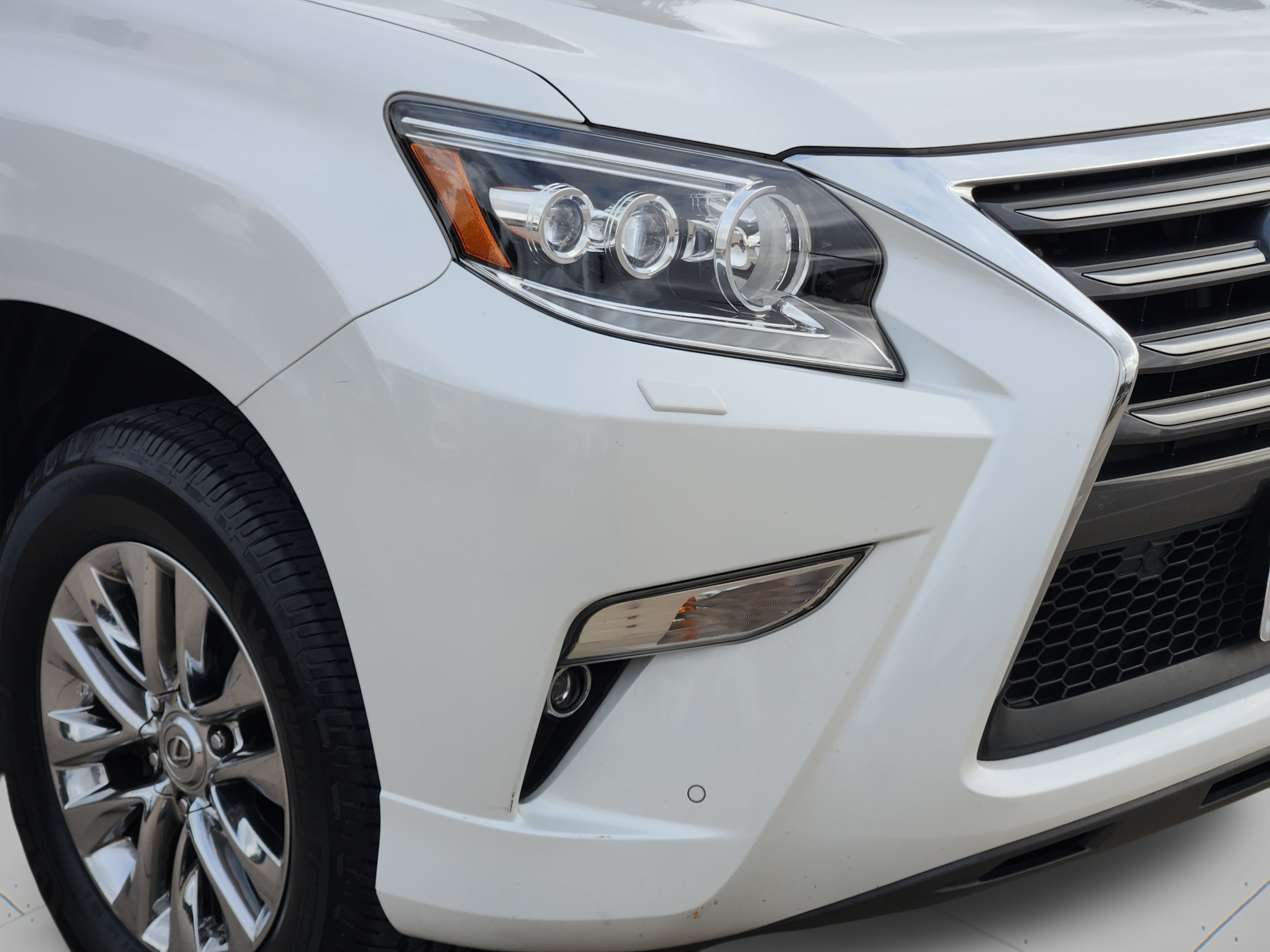 Used 2019 Lexus GX 460 Premium w/ Premium Package AWD/4WD image 33