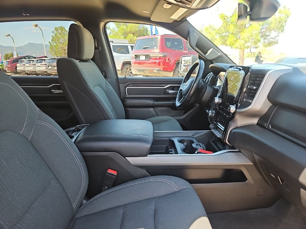 Used 2022 RAM 1500 Big Horn AWD/4WD image 23