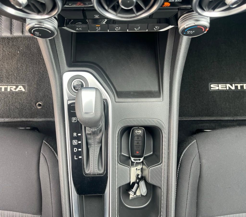 Used 2025 Nissan Sentra SV image 25