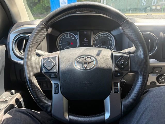 Used 2019 Toyota Tacoma SR5 RWD image 32